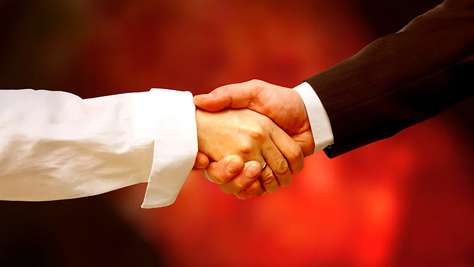 Signature d'un accord de partenariat stratégique